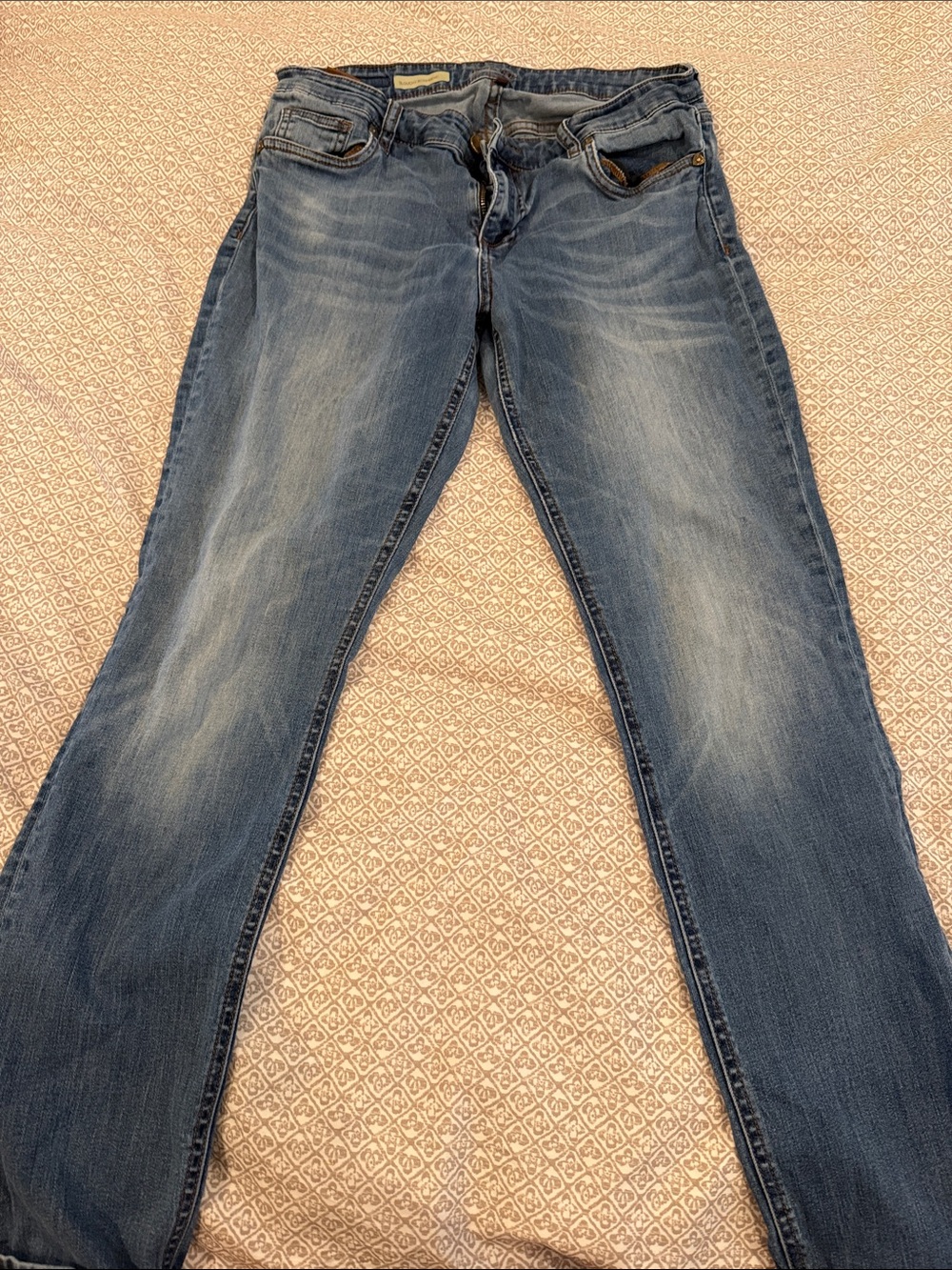 Kut from the Kloth Women's Faded Blue Straight Leg Jeans